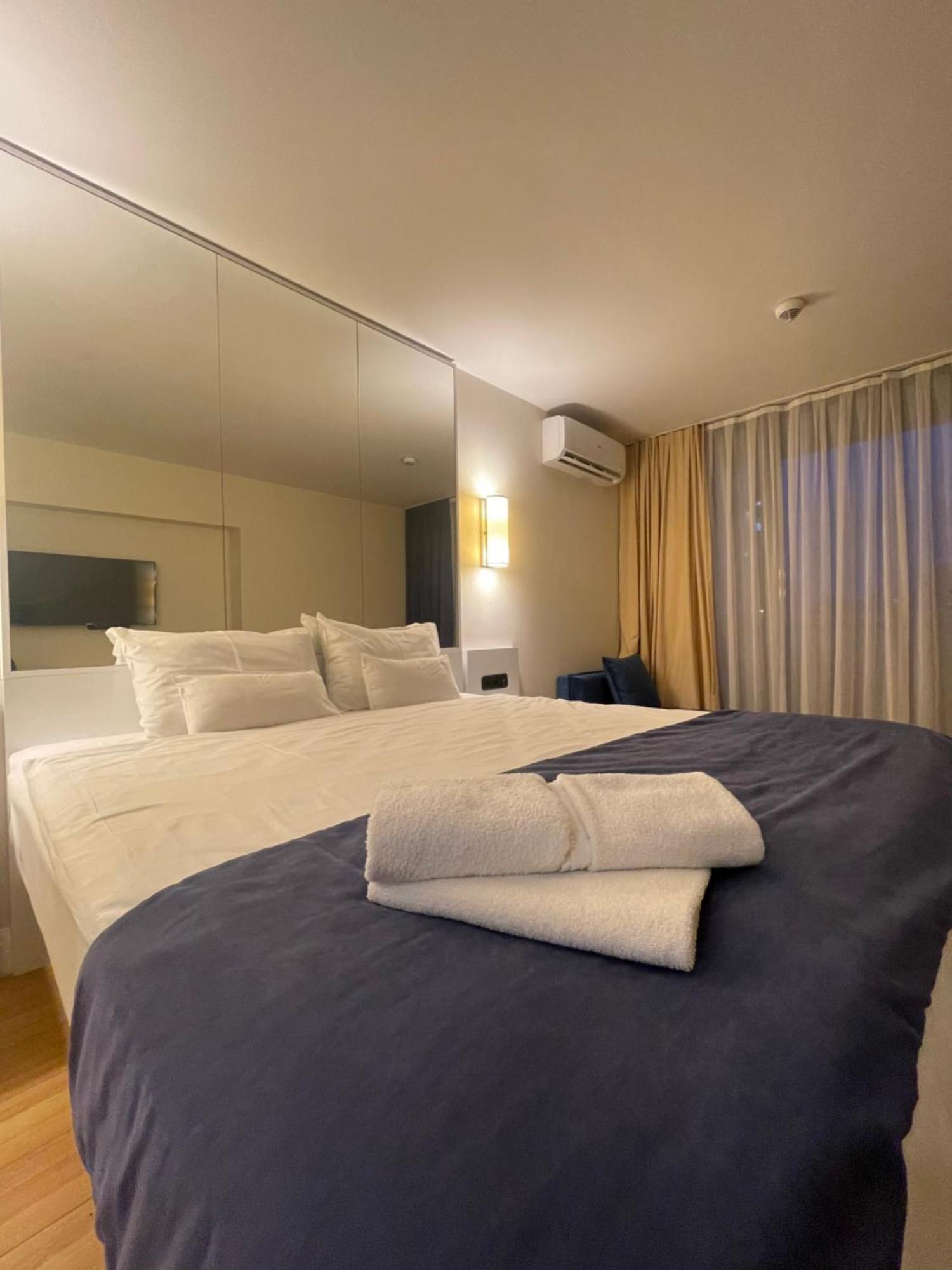 Spend Your Time In Orbi City Batumi Exterior photo