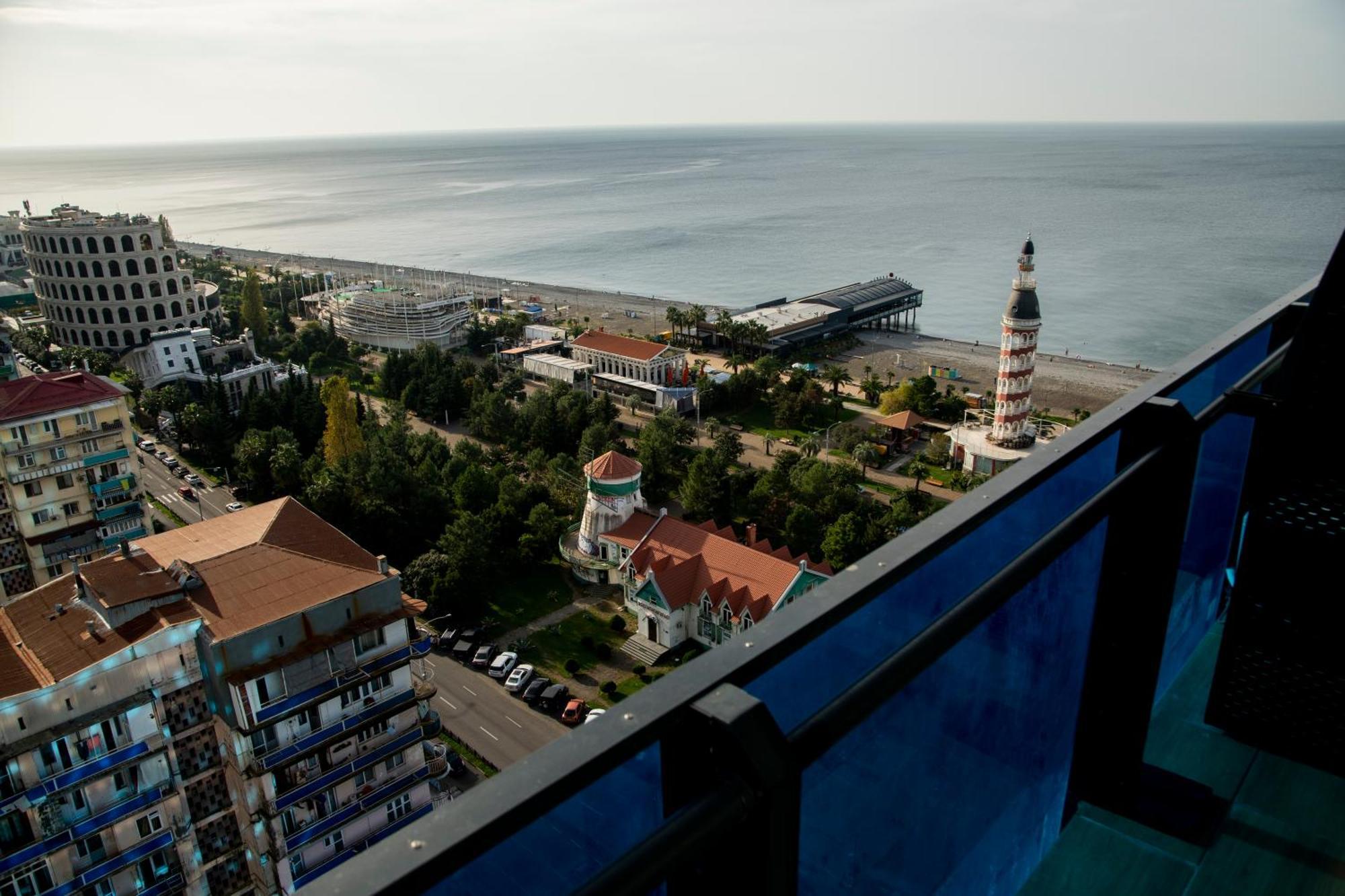 Spend Your Time In Orbi City Batumi Exterior photo
