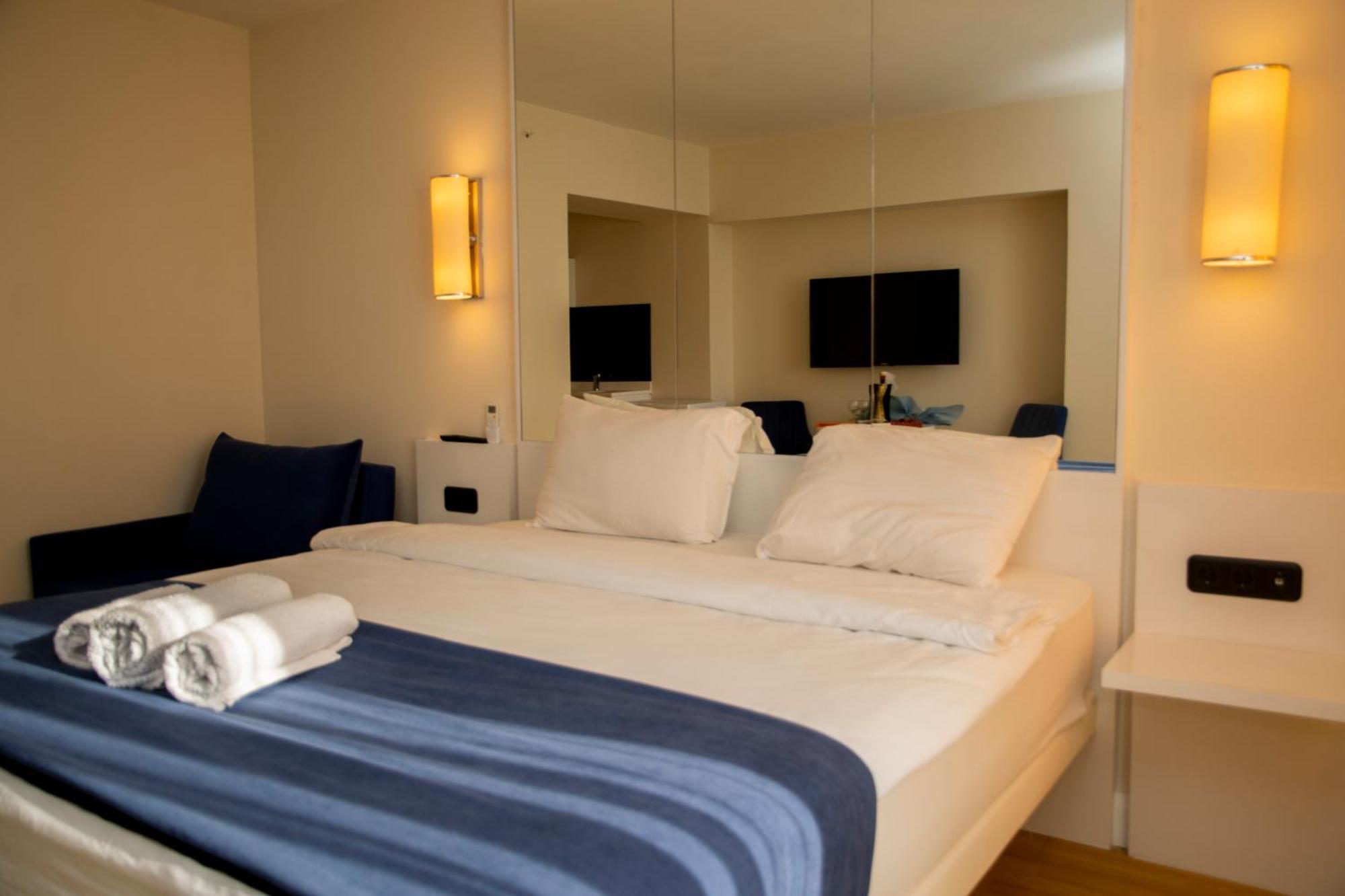 Spend Your Time In Orbi City Batumi Exterior photo